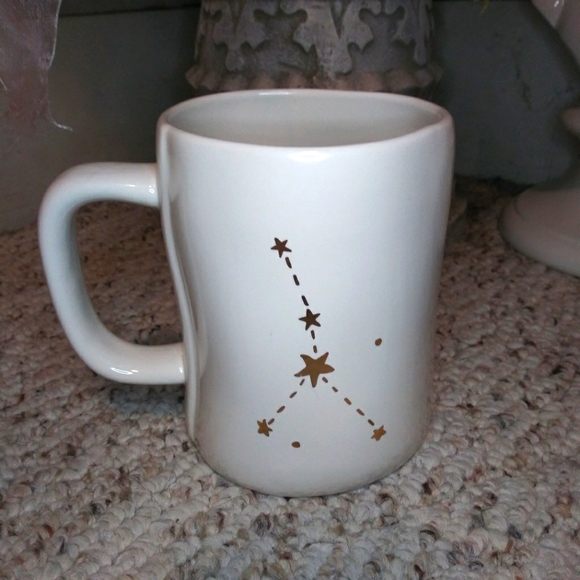 Rae Dunn Cancer Zodiac Sign Large Iviry & Gold Coffee Mug - Picture 3 of 6